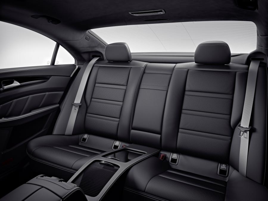  Mercedes-Benz CLS63 AMG 4Matic 2013 года  (фото 2 из 11)
